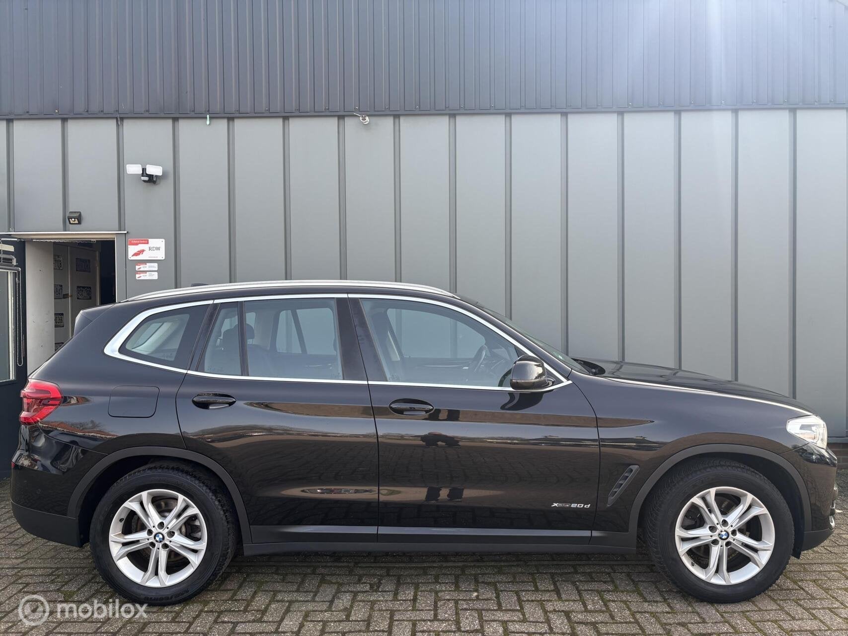 BMW X3 xDrive20d Executive Automaat - Navi - Cruise - Airco, Auto's, Stof, Zwart, Bedrijf, Diesel