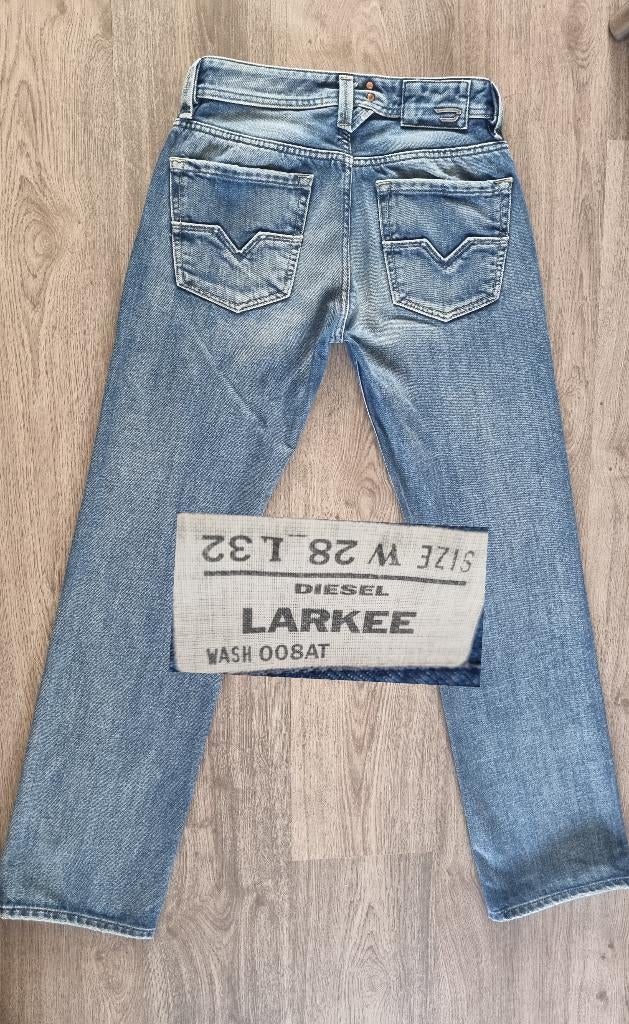 Diesel LARKEE * 008AT * W28 L32 = 28x32 - regular straight -, DIESEL, Diesel, Blauw, W32 (confectie 46) of kleiner