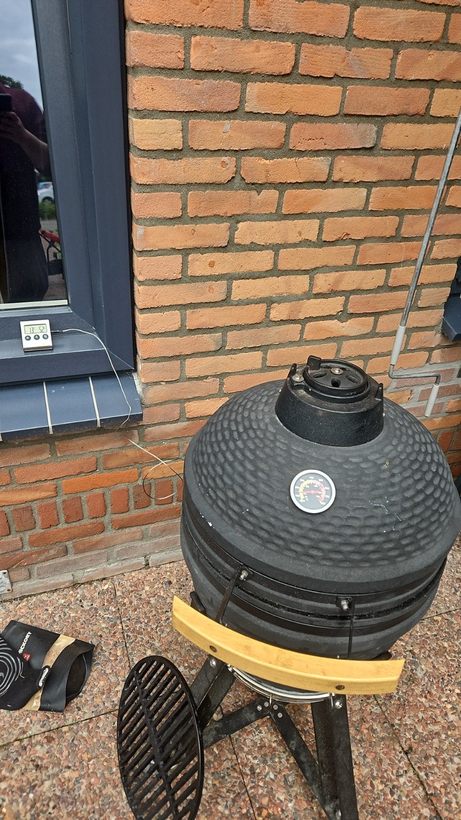 Kamado BBQ met thermometer en onderstel, Ophalen of Verzenden, Gebruikt, Action