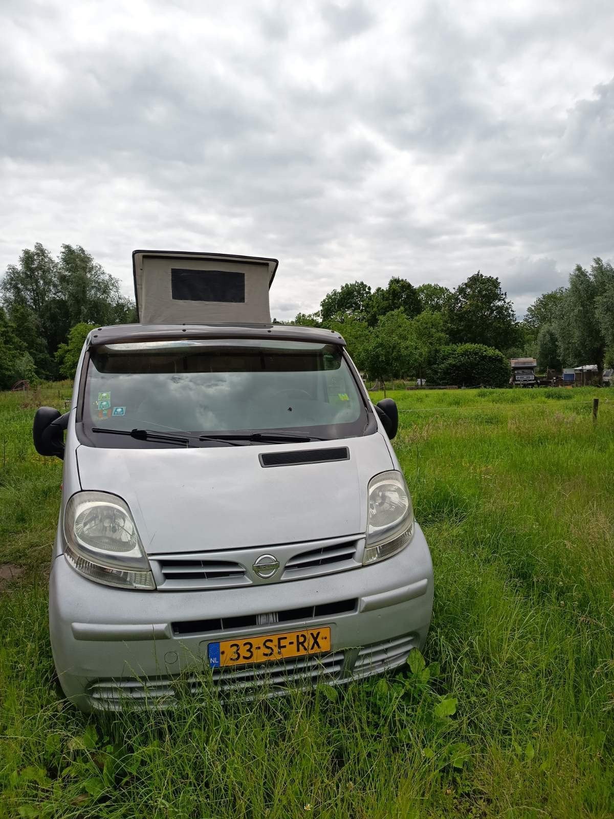 Nissan Primastar Camperbus , Kampeerbus met zonnepaneel, Caravans en Kamperen, Overige merken, Buscamper of Camperbus, Particulier