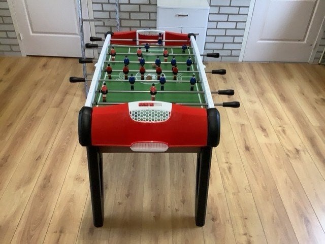 Voetbaltafel Smoby - Leuk tijdens de vakantie   NIEUW!!, Ophalen, Zo goed als nieuw