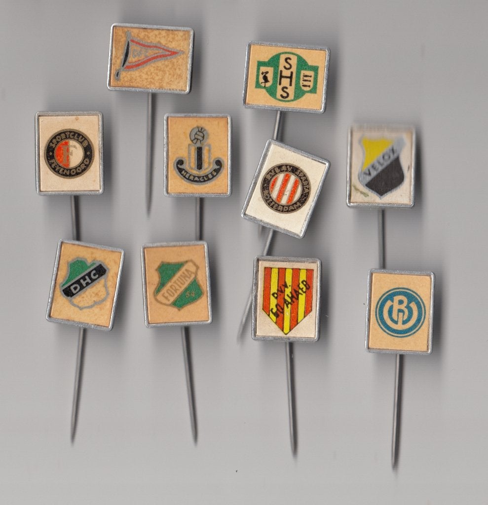 Voetbal Sparta SHS Feyenoord DFC Heracles speldjes, Verzamelen, Speldjes, Pins en Buttons, Gebruikt, Niet vindbaar, Niet vindbaar