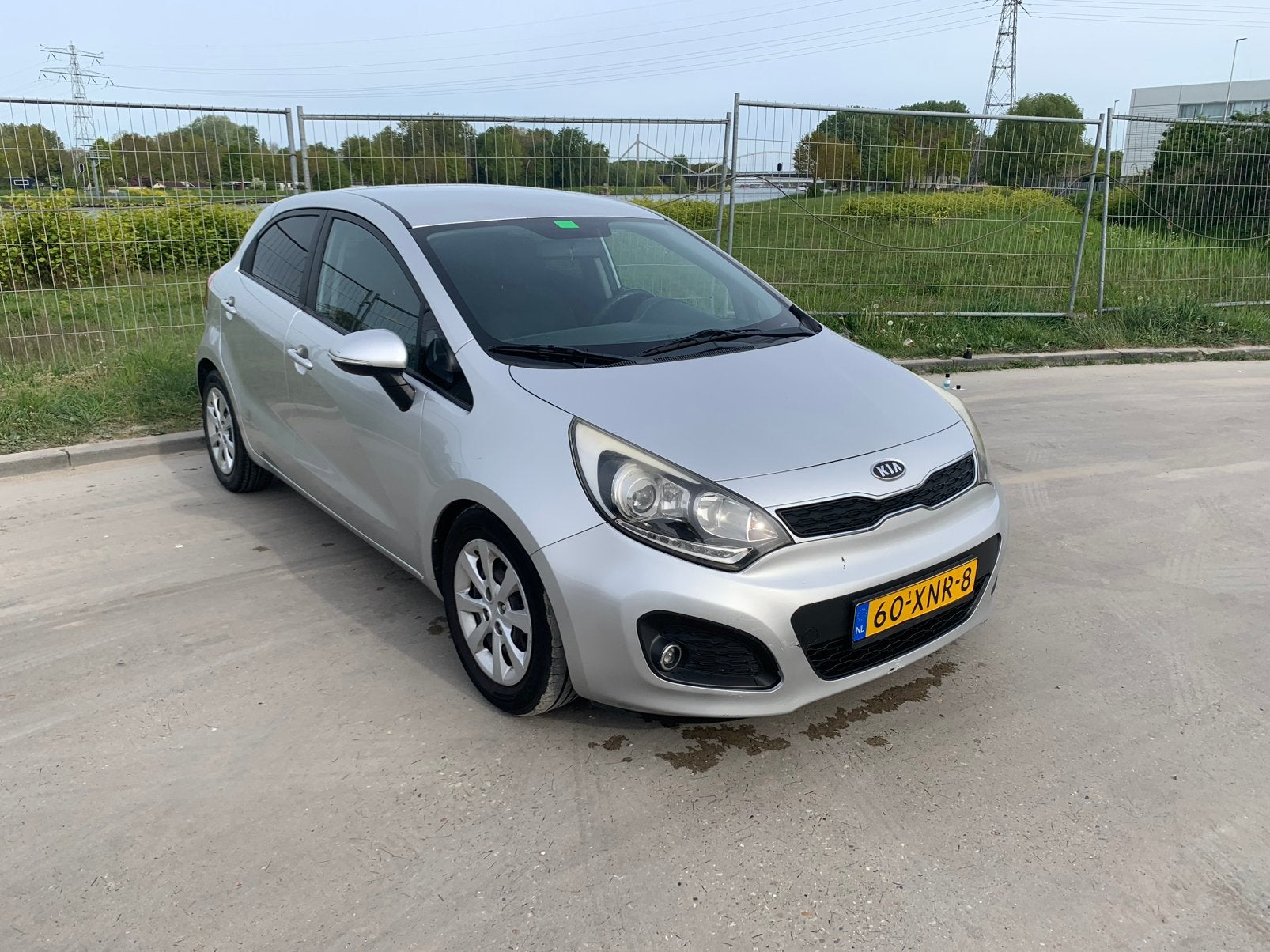 Kia Rio 1.1 Crdi 5DRS 2012 Grijs, Auto's, Kia, Voorwielaandrijving, Euro 5, 74 pk, 1120 cc