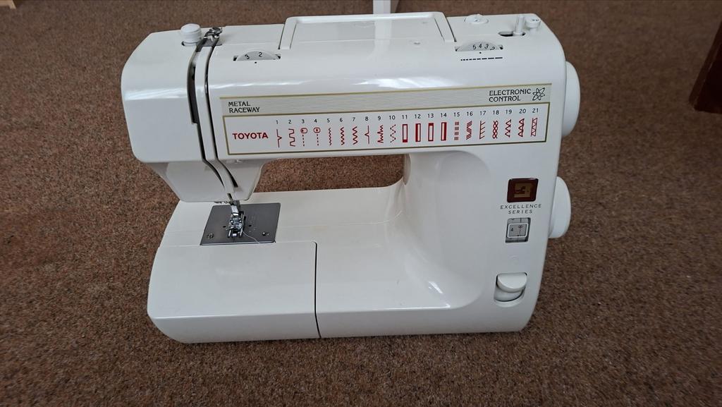Toyota naaimachine, Ophalen, Gebruikt, Naaimachine, Overige merken