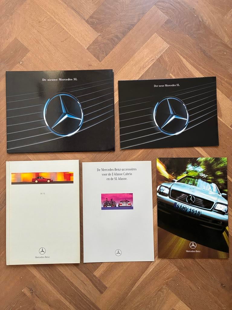 Mercedes-Benz SL R129 brochures - 5 stuks, Boeken, Ophalen of Verzenden, Zo goed als nieuw, Mercedes