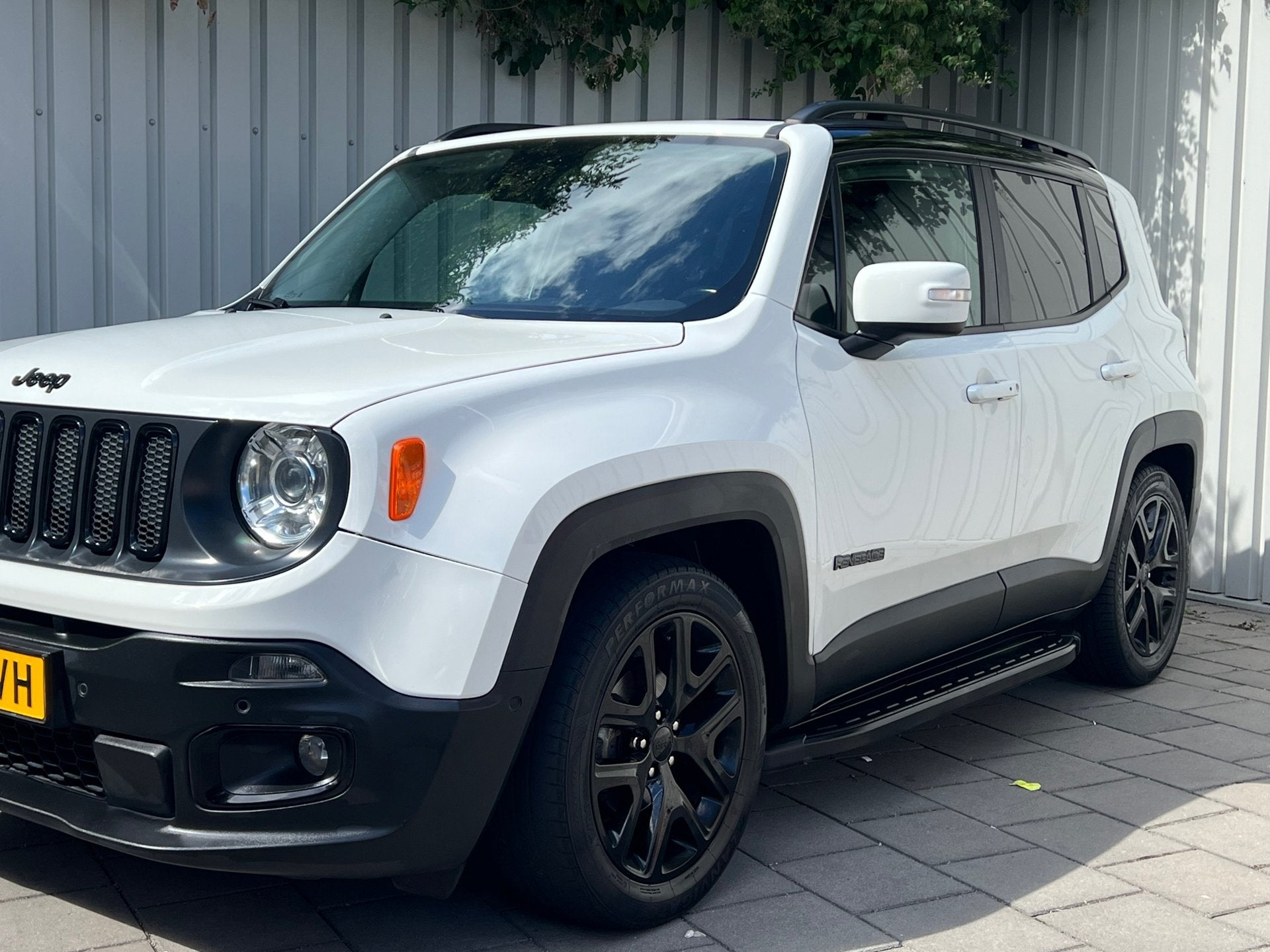 Jeep Renegade 1.4 MultiAir Limited|Automaat|Navigatie|Climat, Auto's, Jeep, Dealer onderhouden, Stof, Gebruikt, 4 cilinders