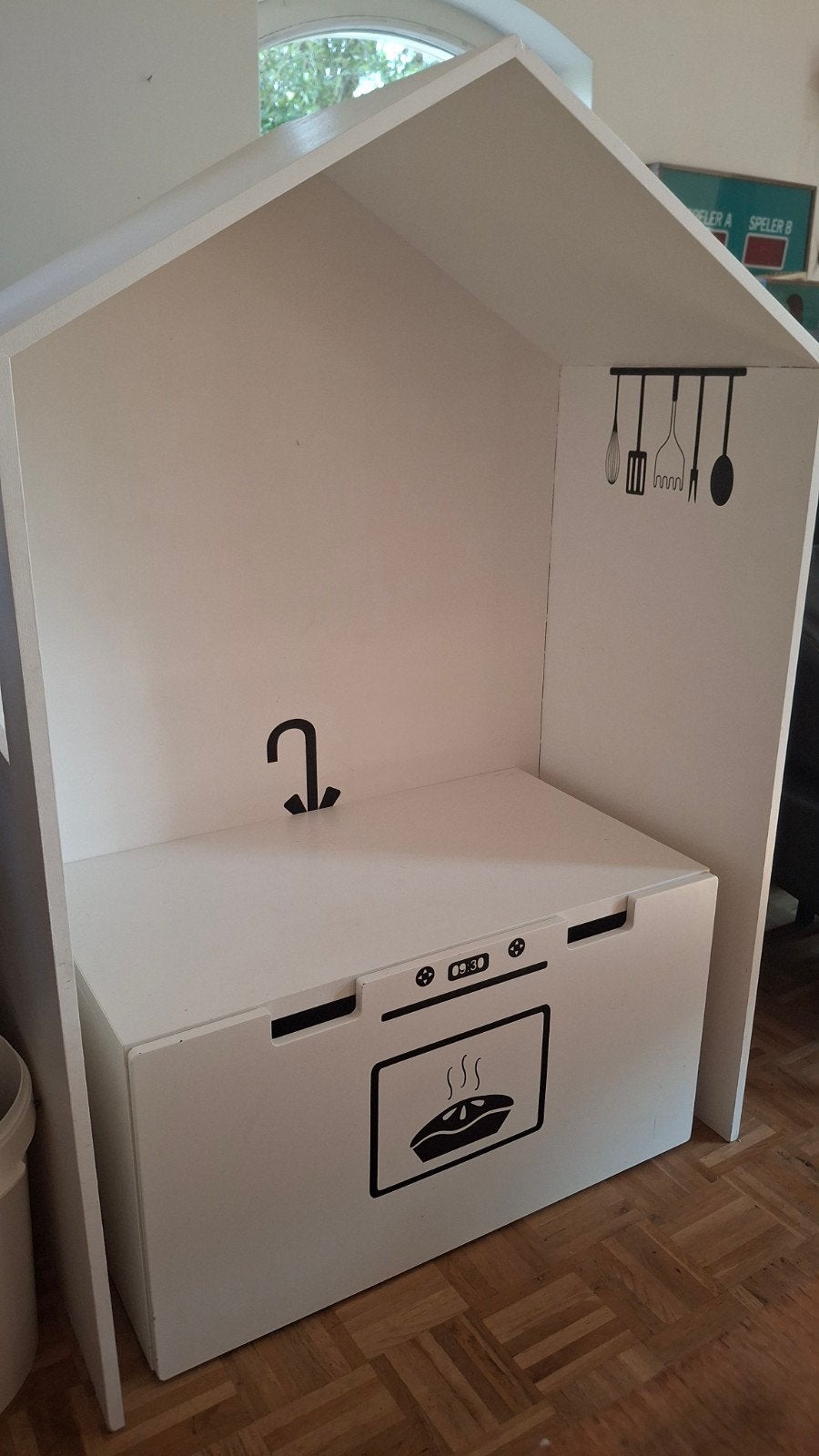 Leuk speelhuisje/keukentje voor kinderen met opbergbak, Ophalen, Gebruikt, Meubelstuk of Keukentje
