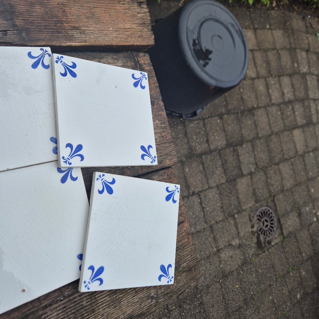 121 antieke wandtegels kobaltblauwe Franse lelie, Antiek en Kunst, Ophalen