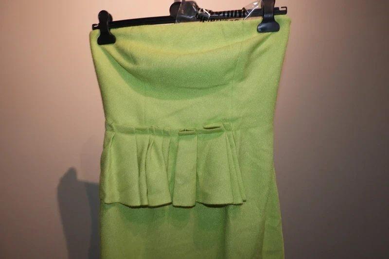 Moschino CheapandChic appel groene strepless jurk Nieuw 40, Kleding | Dames, Maat 38/40 (M), Verzenden, Nieuw, Moschino