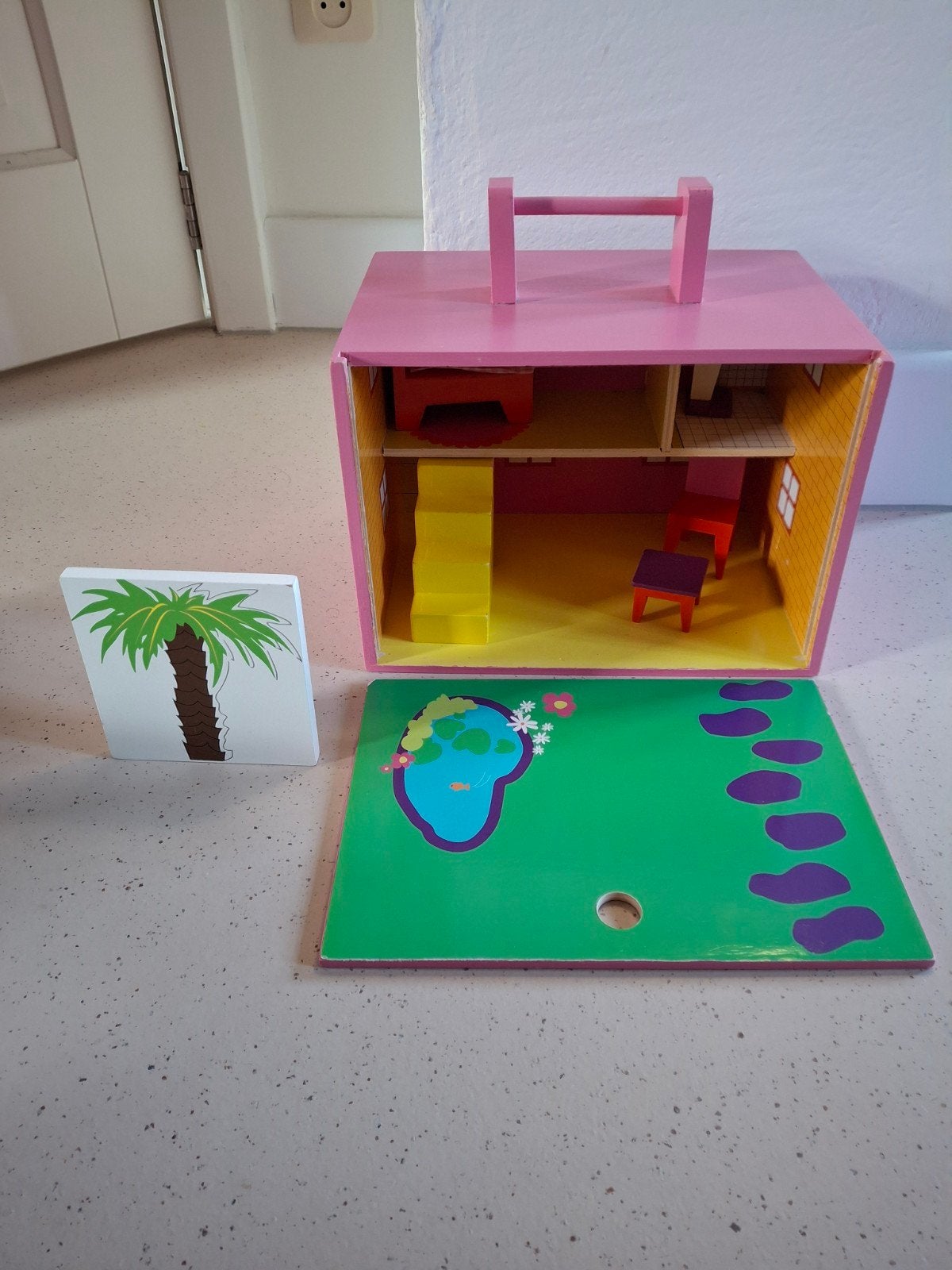 Houten Meeneem Poppenhuis Hema, Ophalen of Verzenden, Gebruikt, Poppenhuis
