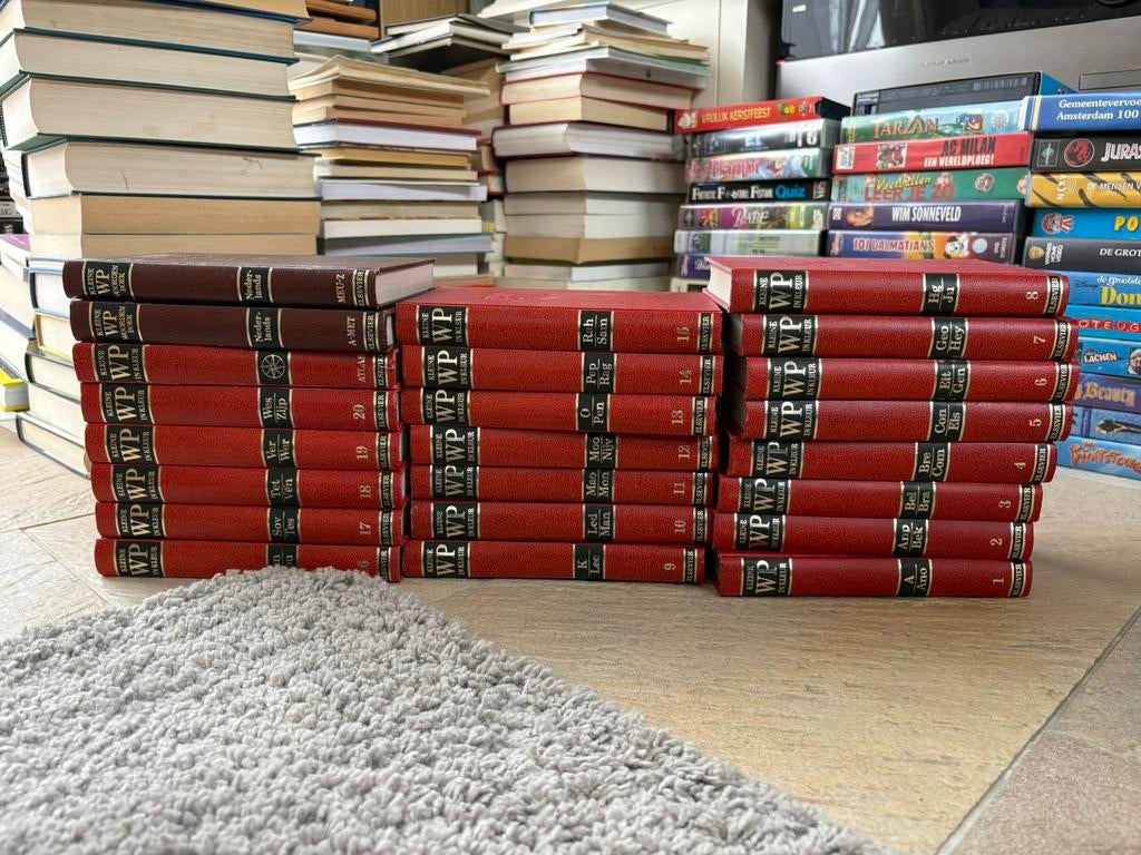 Kleine WP Woordenboek Encyclopedie (Elsevier), Boeken, Encyclopedieën, Zo goed als nieuw, Dieren, Ophalen of Verzenden