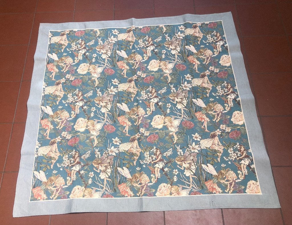 Tafelkleed met sprookjesachtig elfjespatroon - 128x135 cm, Overige materialen, 135 cm, Vierkant, Nieuw