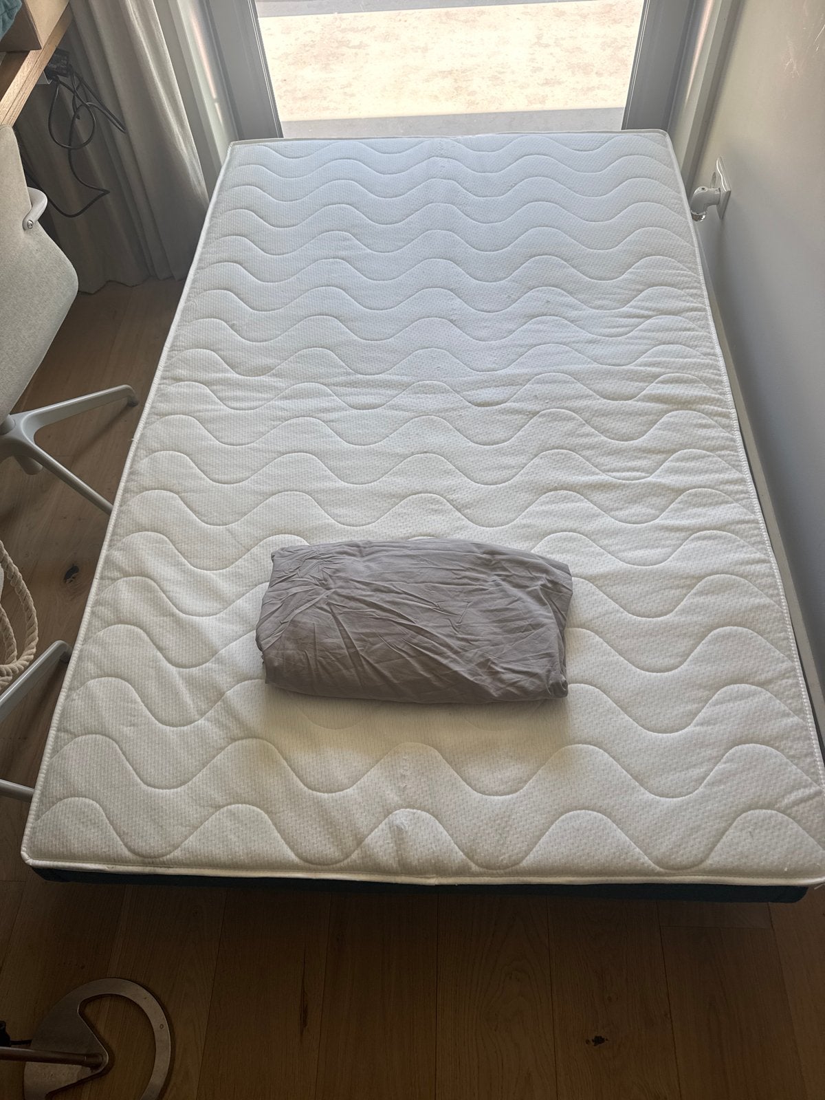 Slaapbank/futon - Blauw - Zo goed als nieuw, Ophalen, Eenpersoons, Blauw, 190 cm of minder