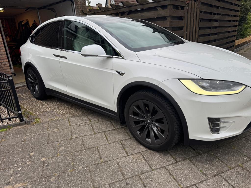 Tesla Model X 2017 Wit, Auto's, Tesla, Automaat, Model X, Lichtsensor, Overige bekleding