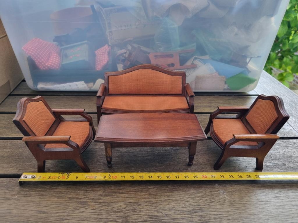 Vintage Miniatuur Houten Meubelset: Bank, 2 Stoelen, Tafel, Ophalen of Verzenden, Gebruikt