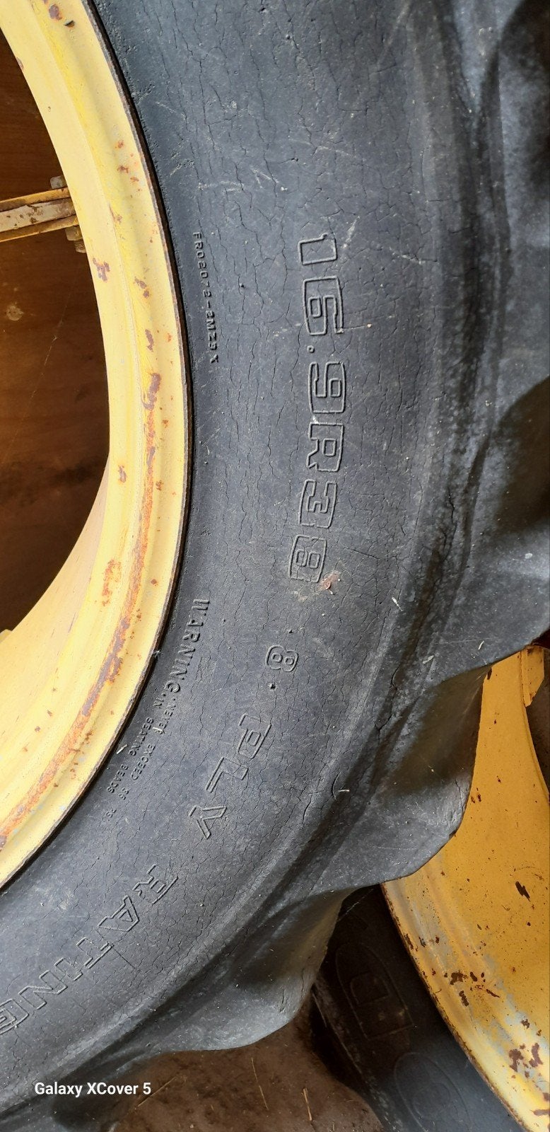 5 ster dubbenlucht tractorbanden 16.9R38 met velgen, Zakelijke goederen, Agrarisch | Onderdelen | Banden, Velgen en Assen, Ophalen