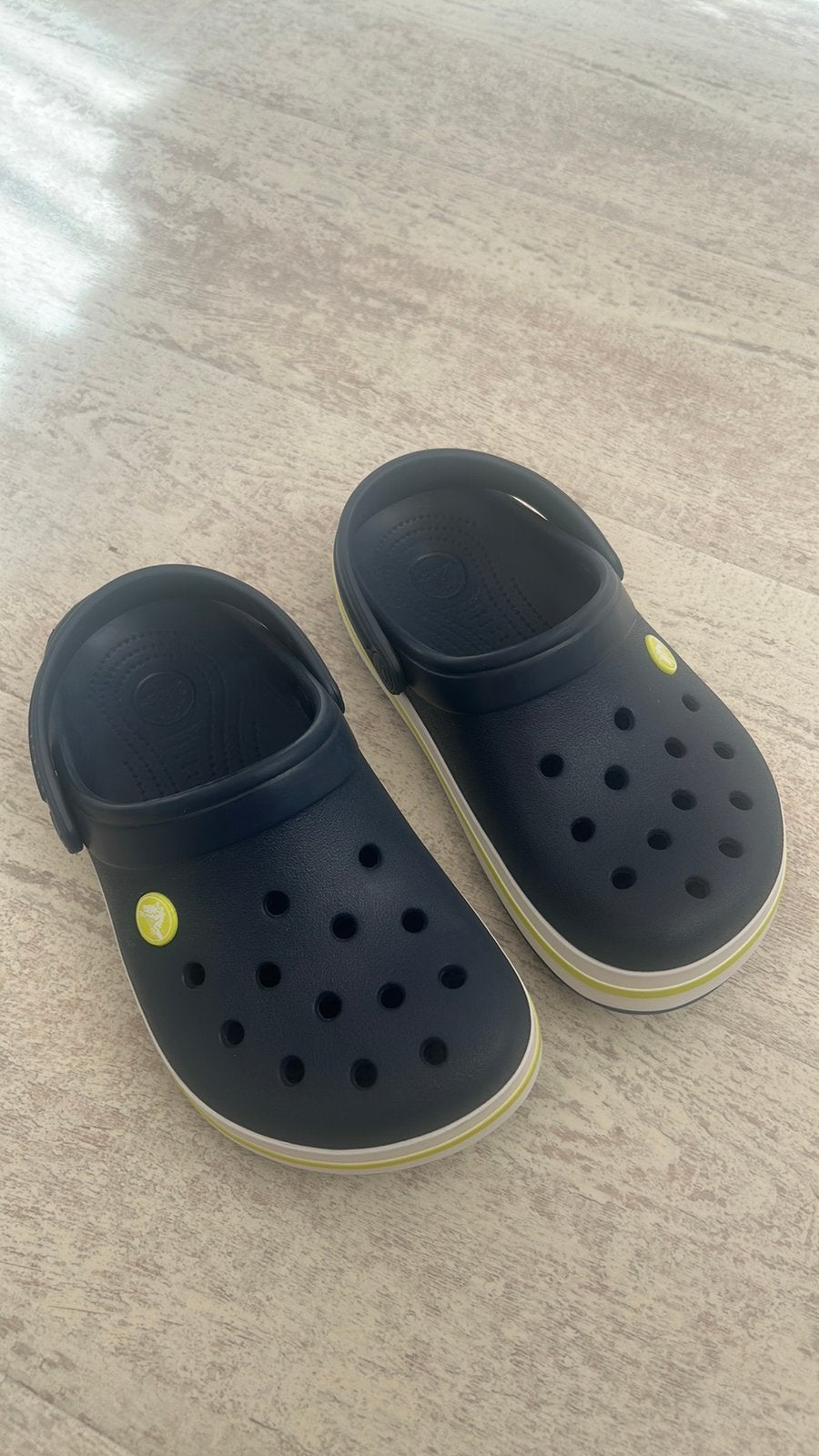 Nieuwe blauwe kinder Crocs maat 33/34, Kinderen en Baby's, Babykleding | Schoentjes en Sokjes, Ophalen of Verzenden, Zo goed als nieuw