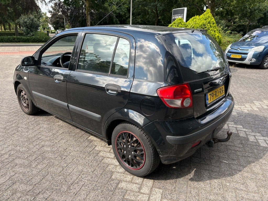 Hyundai GETZ 1.1I GL YOUNG / APK 01-2027 / EXPORT / 5 DEURS, Auto's, Hyundai, Voorwielaandrijving, 31 €/maand, 4 cilinders, Zwart