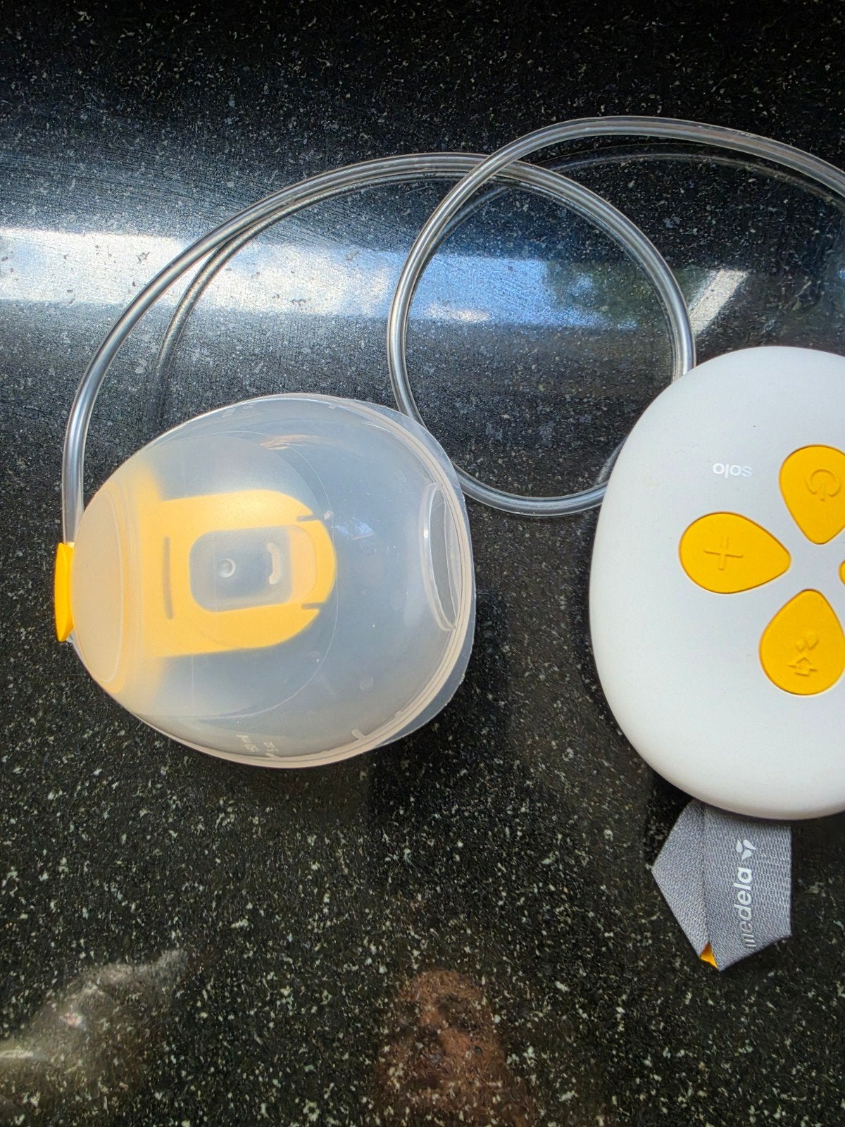 NIEUW Medela Solo Hands-free enkele elektrische borstkolf, Draadloos, Medela, Nieuw, Borstkolf