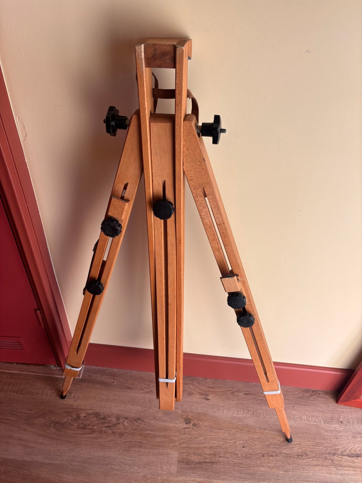 Grote houten schildersezel, Ophalen, Gebruikt, Ezel