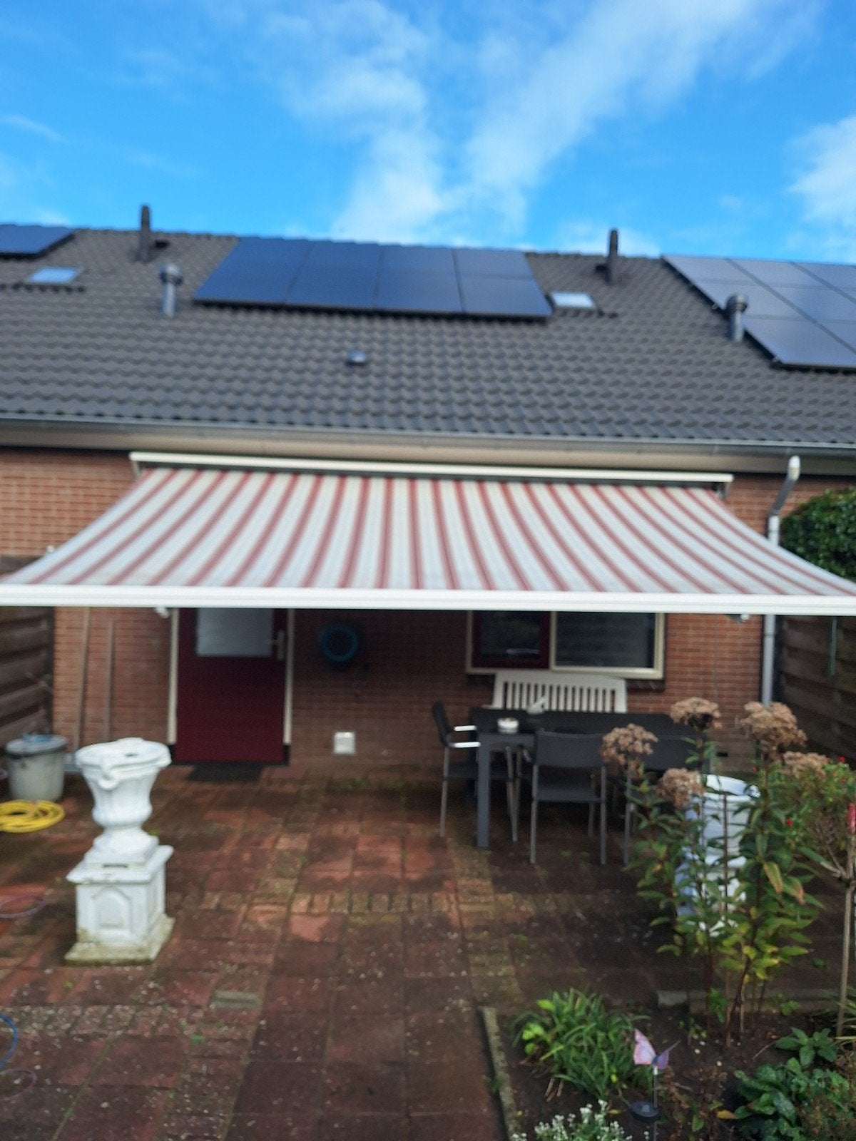 Knikarmscherm - Gebruikt, rood/wit gestreept, Tuin en Terras, Ophalen, Gebruikt, 450 cm of meer, 150 tot 300 cm