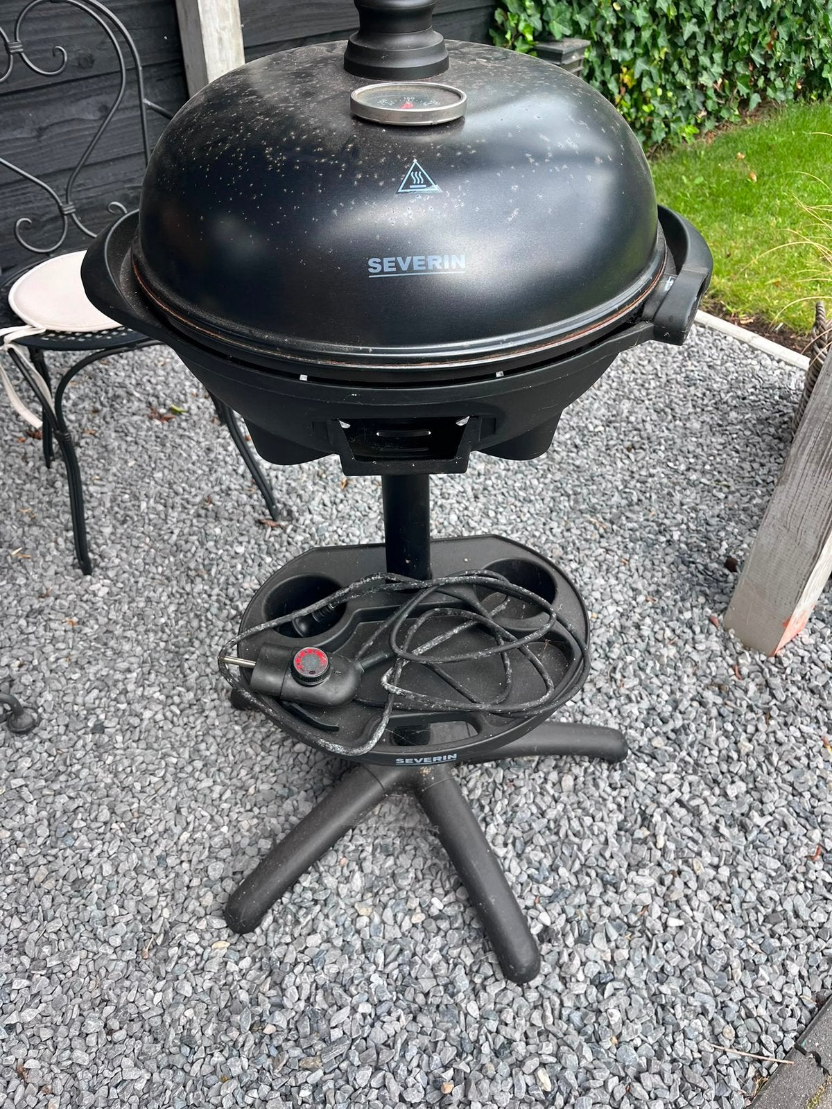 Severin Barbecue-elektrogrill skottelbraai met kap, Ophalen, Zo goed als nieuw