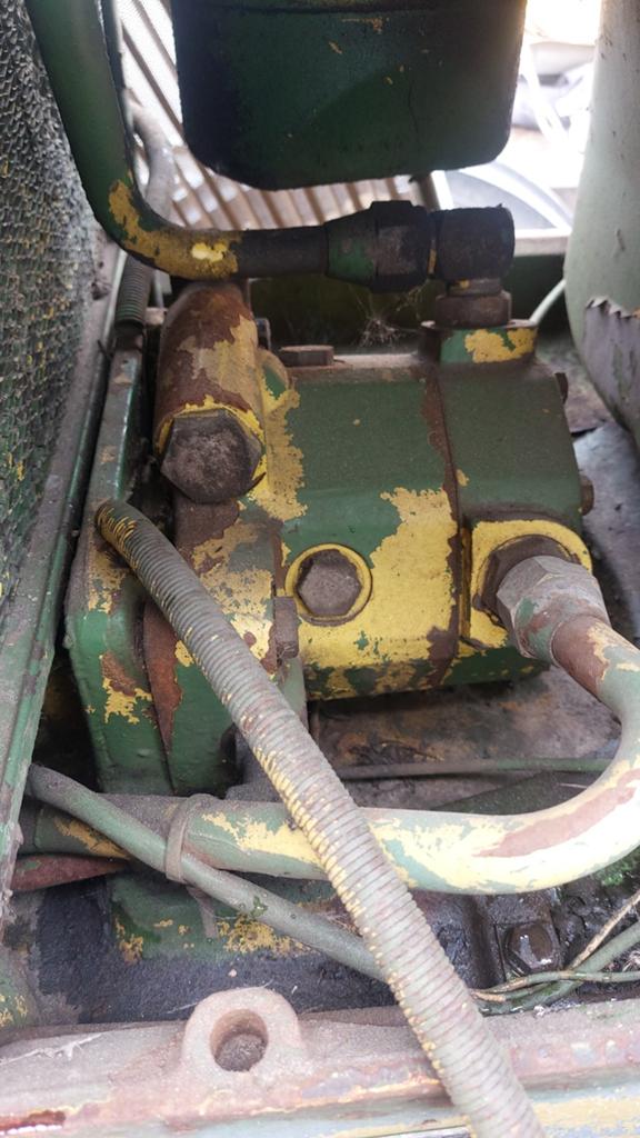 Hydro pomp john deere 1020, Doe-het-zelf en Verbouw, Motoren, Ophalen of Verzenden
