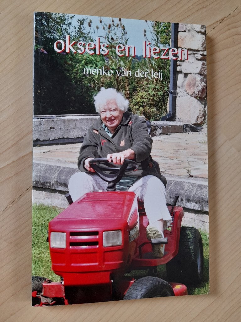 OKSELS EN LIEZEN  Menko van der Leij, Boeken, Ophalen of Verzenden, Zo goed als nieuw