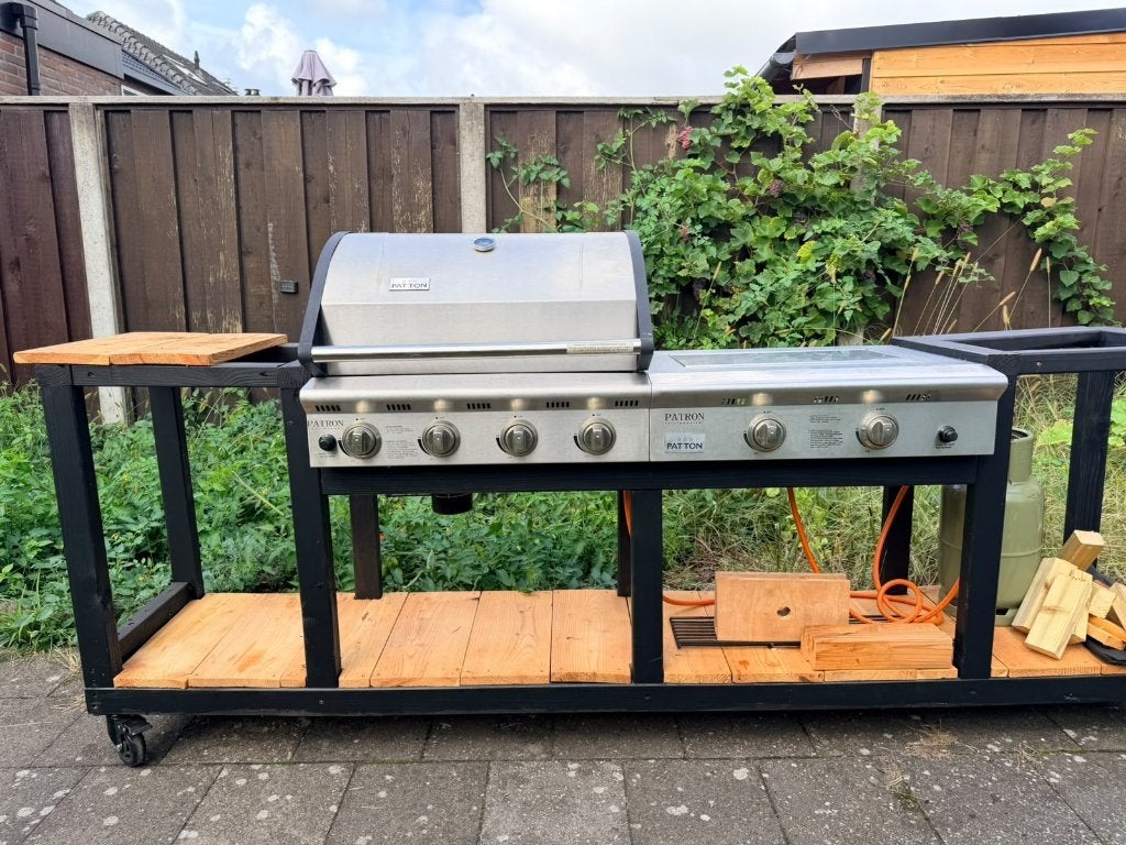 Patton gasbarbecue / buitenkeuken met Douglas ombouw, Ophalen, Gebruikt, Patton