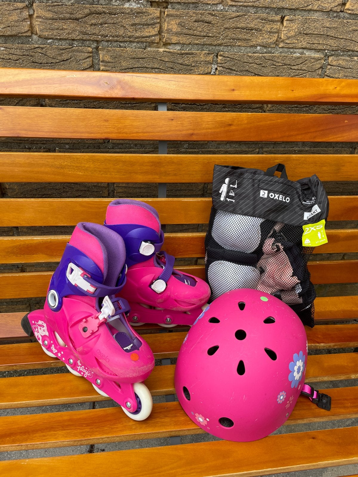 Roze Oxelo rolschaatsen set met helm en beschermers, Ophalen of Verzenden, Gebruikt, Overige typen, Overige merken