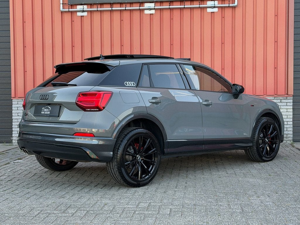 Audi Q2 35 TFSI 3xS-Line Pano Virtual Carplay Camera ACC DAB, 4 cilinders, 150 pk, Leder en Stof, Bedrijf
