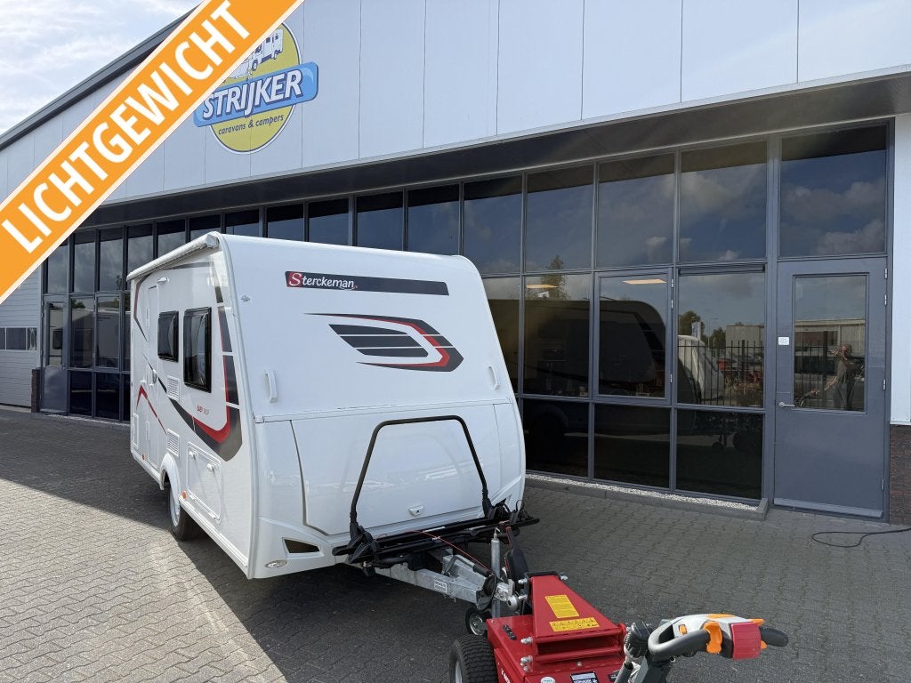 Sterckeman Easy 390 CP Bed + Zit + WC 827KG Leeg Bj 2026, Schokbreker, Sterckeman, Bedrijf, Treinzit