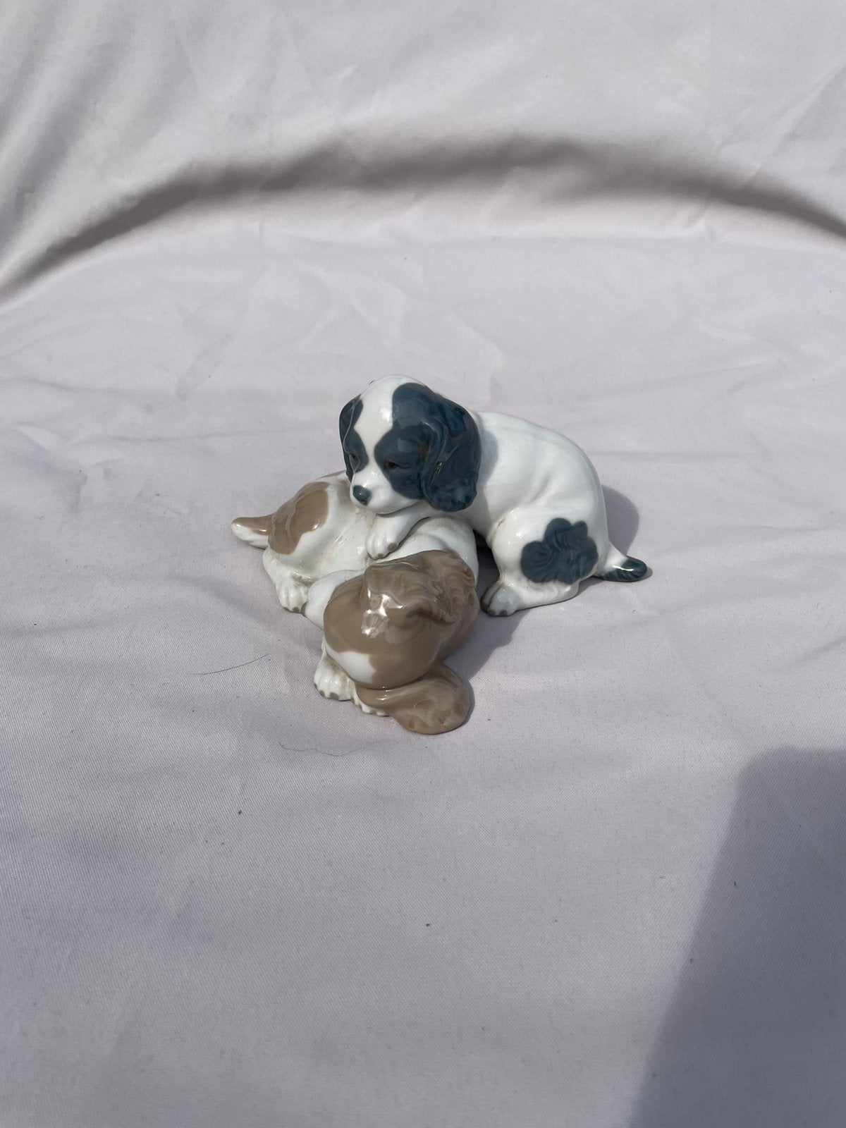 Vintage NAO by Lladró Beeldje "Spelende Pups" (0385), Verzamelen, Ophalen, Zo goed als nieuw, Dier