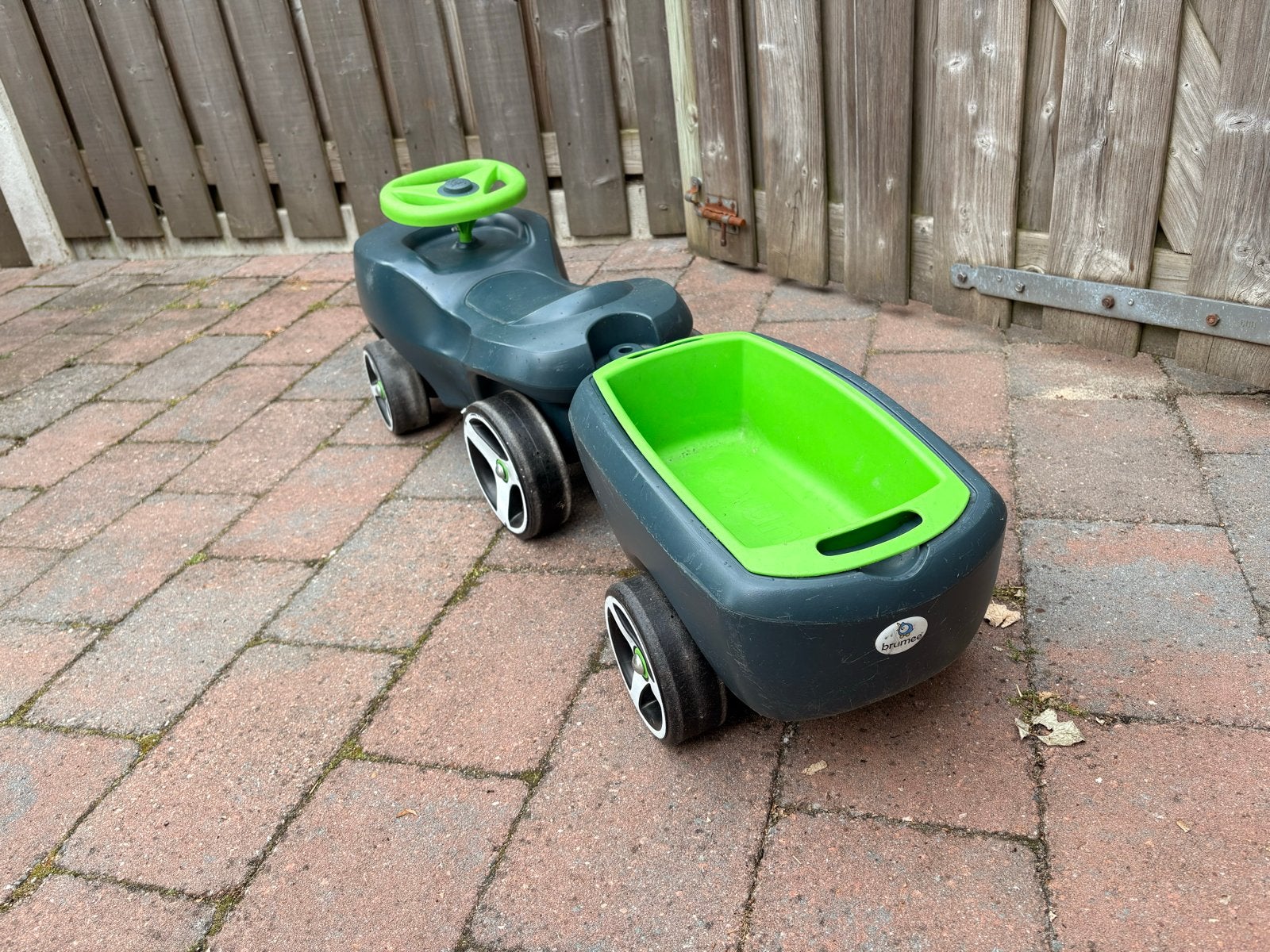BIG Bobby Car Neo Tractor met aanhanger, Kinderen en Baby's, Speelgoed | Buiten | Voertuigen en Loopfietsen, Ophalen, Gebruikt