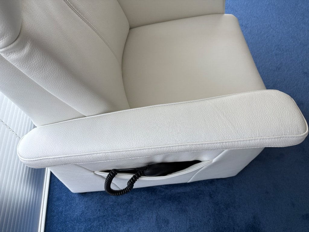 Nieuwe relax sta-op fauteul met accu ca.175x75x70cm, Ophalen, Nieuw, 50 tot 75 cm
