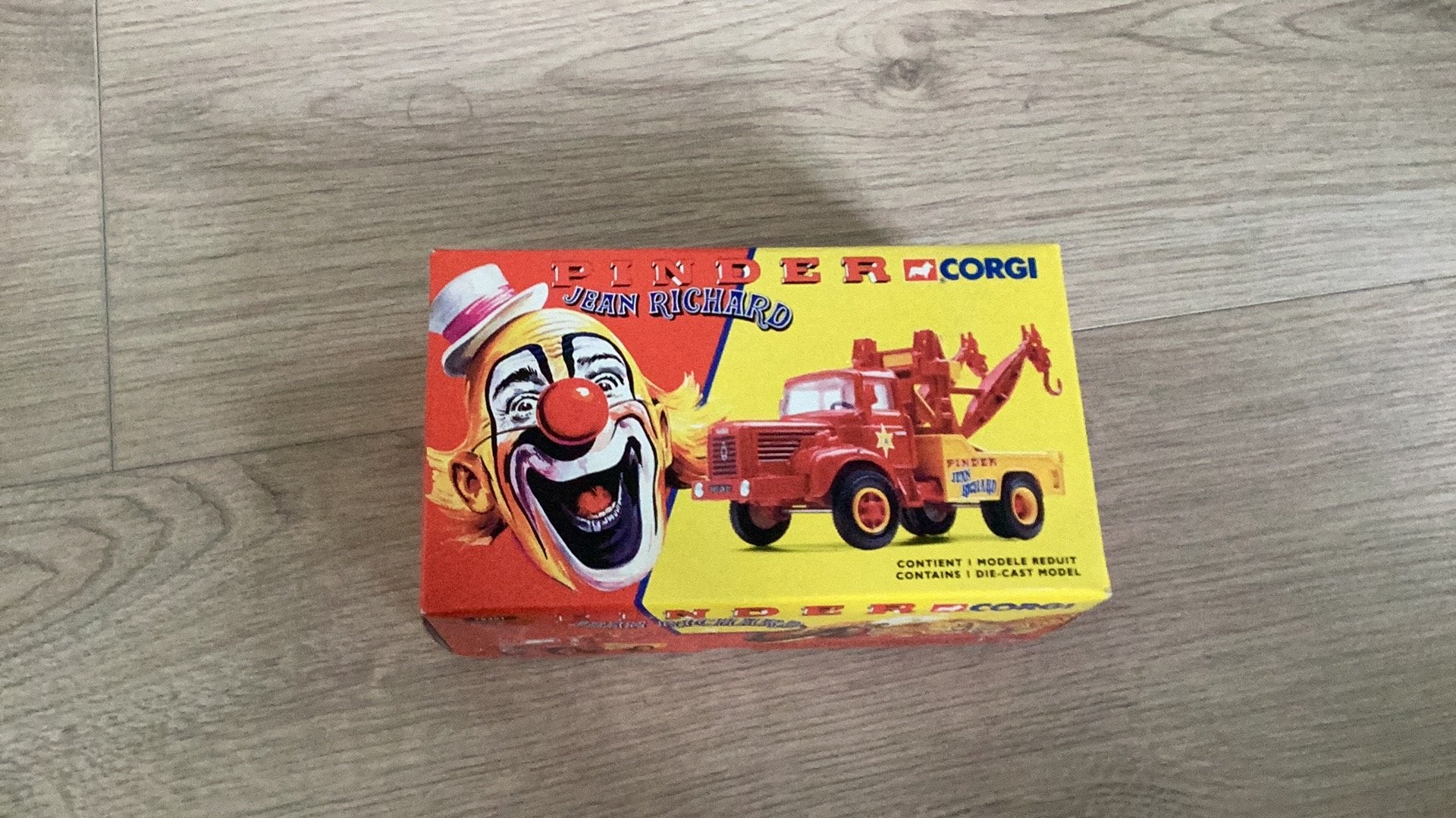 Corgi Pinder circus miniatuur model auto, Hobby en Vrije tijd, Ophalen of Verzenden, Zo goed als nieuw, Bus of Vrachtwagen, Corgi