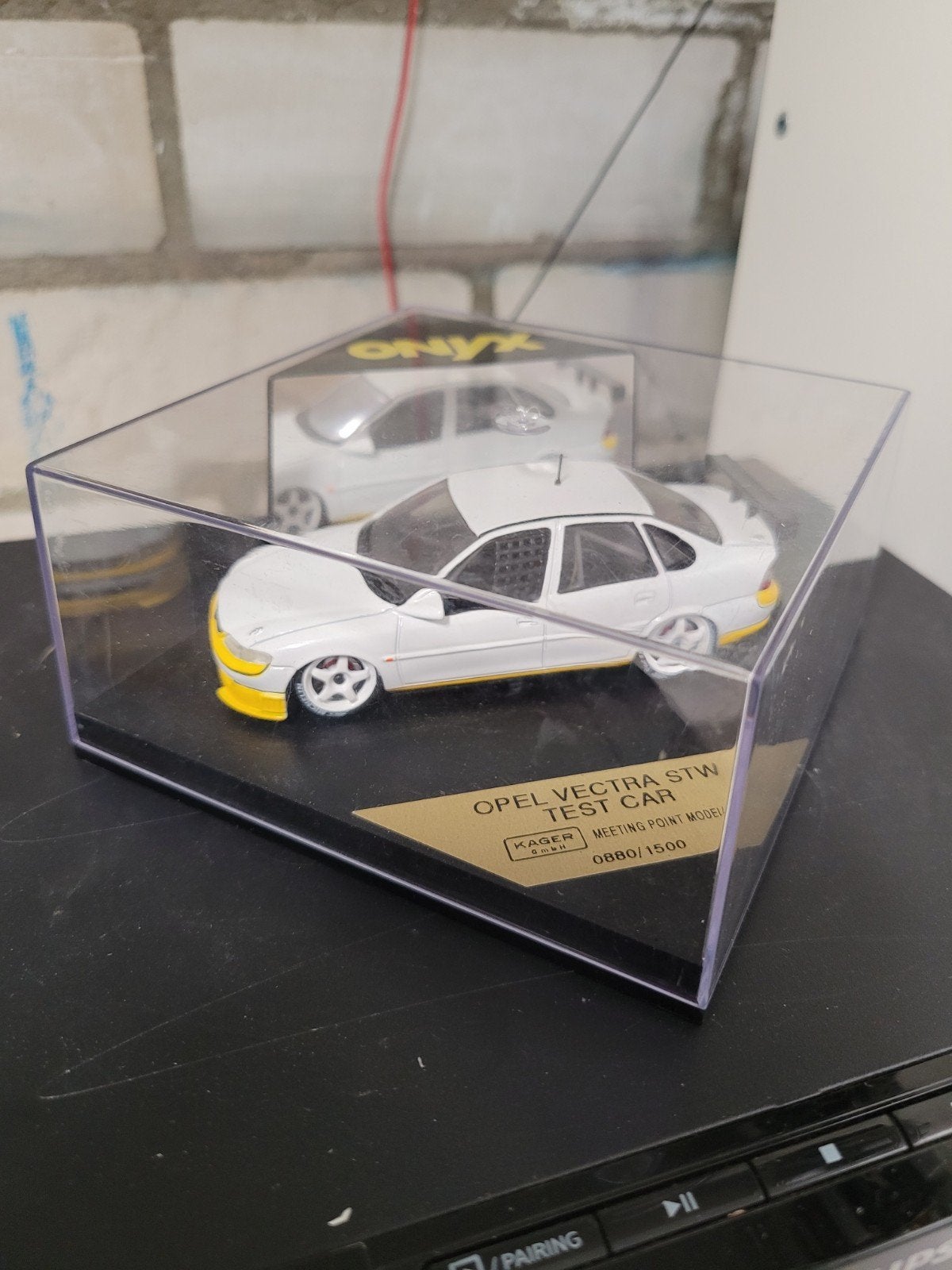 onyx opel vectra 1:43, Hobby en Vrije tijd, Modelauto's | 1:43, Ophalen of Verzenden, Zo goed als nieuw, Auto, Overige merken