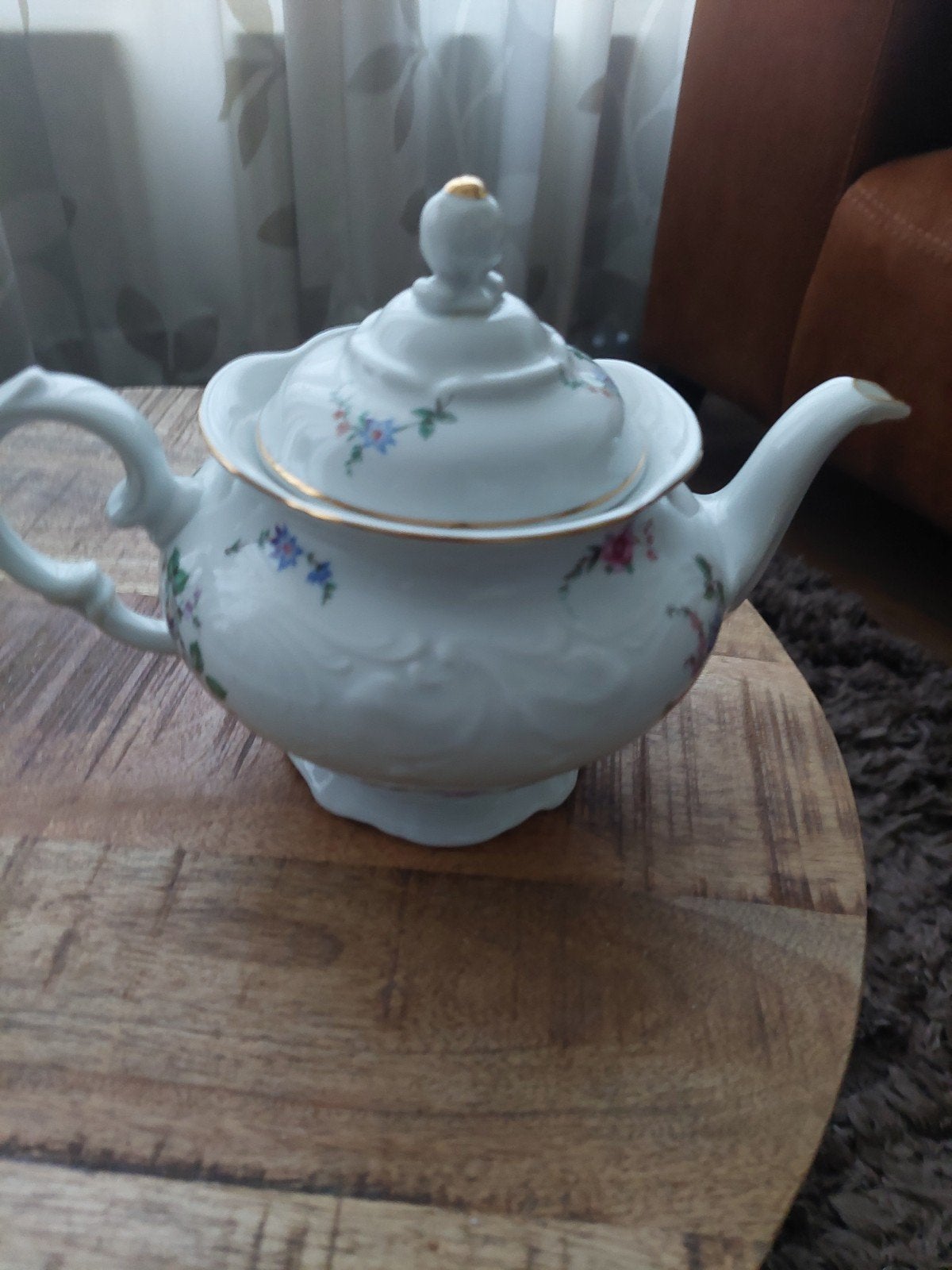 Walbrzych theepot met bloemmotief en gouden details, Ophalen