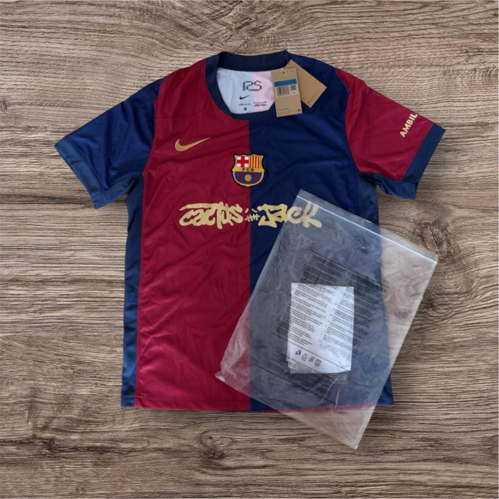 Barcalona shirt maat M ✅, Sport en Fitness, Voetbal, Maat M, Ophalen of Verzenden, Nieuw, Shirt