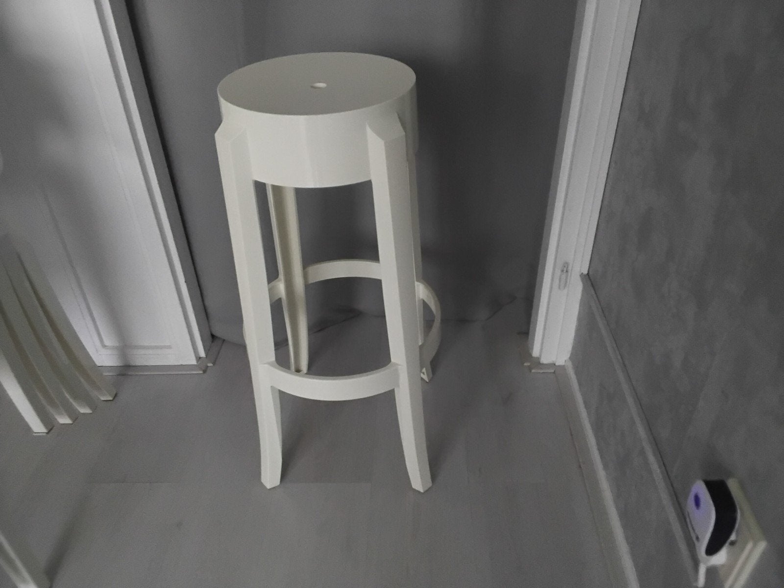Kartell Louis Ghost barkruk wit, Huis en Inrichting, Barkrukken, Ophalen, Kunststof, Gebruikt, Met voetsteun