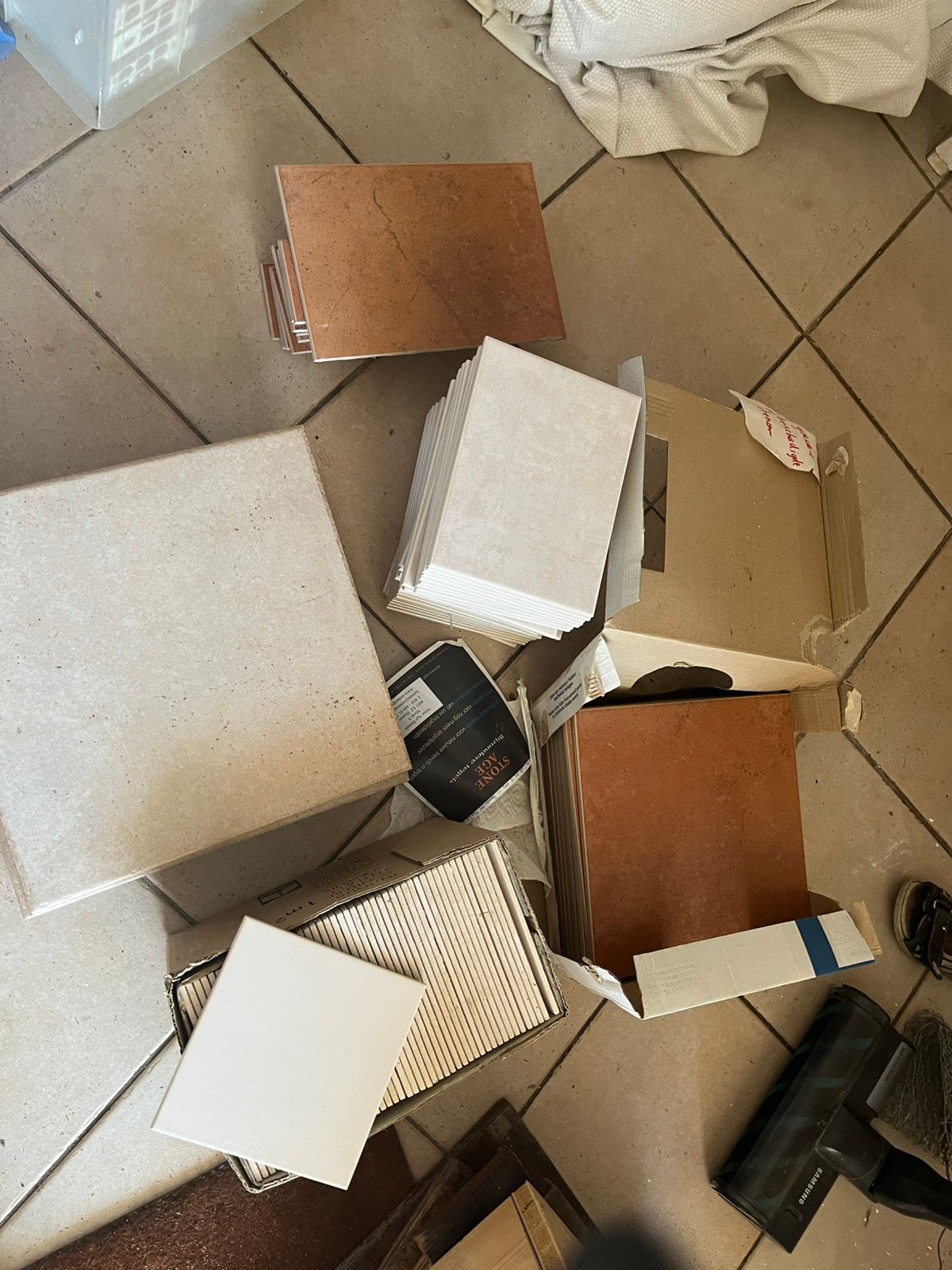 Diverse tegels, Doe-het-zelf en Verbouw, Tegels, Ophalen, Nieuw, Minder dan 20 cm, Minder dan 5 m²