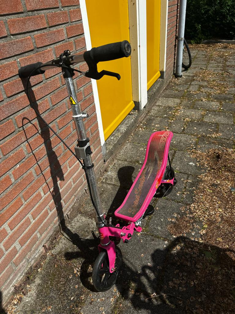 Roze Space Scooter - Gebruikt, Fietsen en Brommers, Steps, Ophalen, Gebruikt, Gewone step