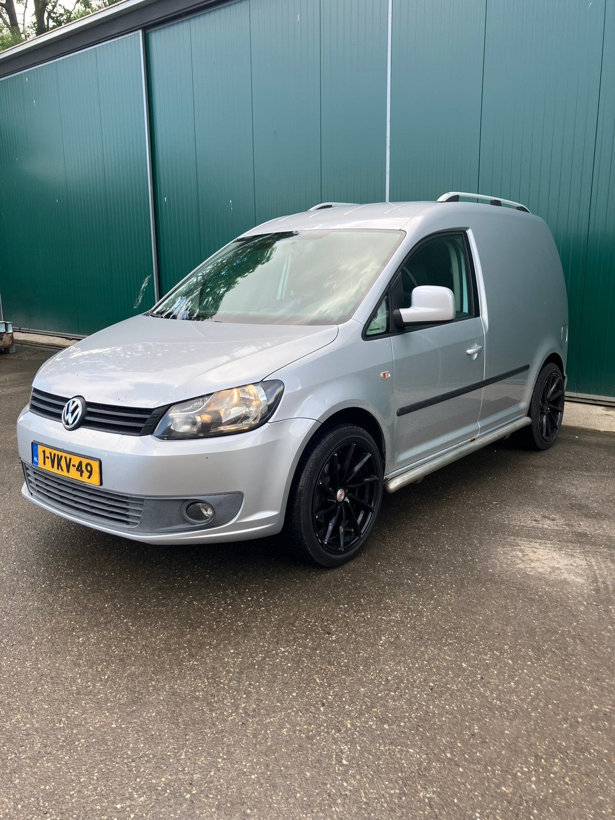 Volkswagen Caddy 1.6 D 75KW 2011, Auto's, Voorwielaandrijving, Zwart, 700 kg, Volkswagen