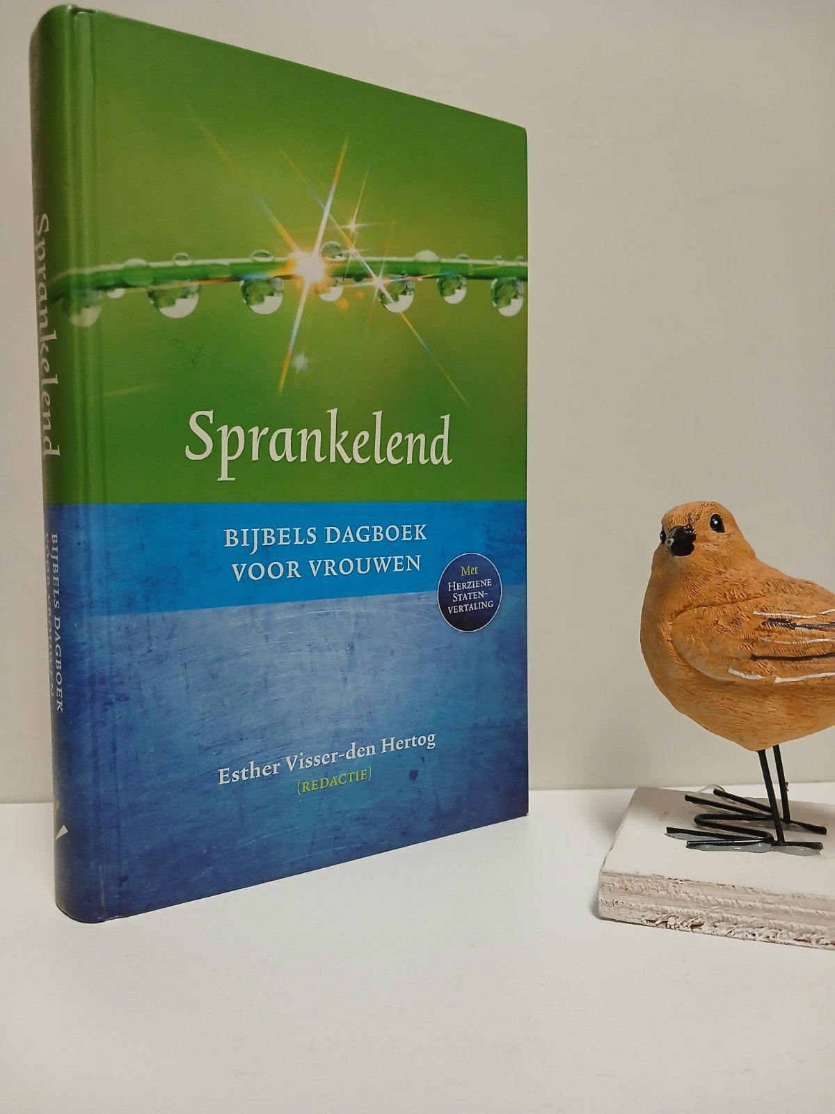 Visser-den Hertog, Esther; Sprankelend (Bijbels dagboek voo, Boeken, Ophalen of Verzenden, Gelezen, Christendom | Protestants