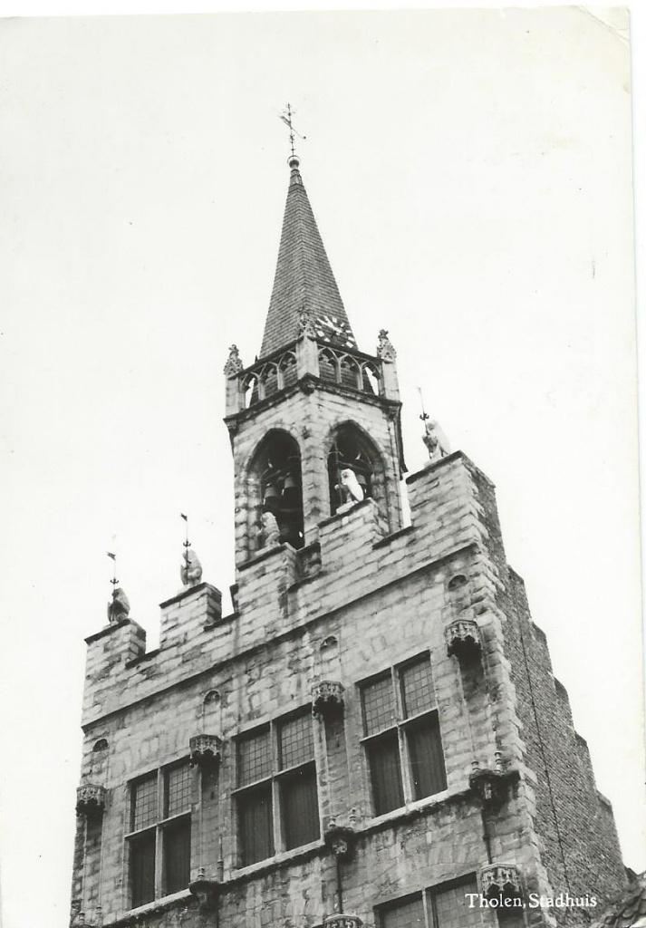 Ansichtkaart  THOLEN   Stadhuis, Verzenden, 1960 tot 1980, Gelopen, Zeeland