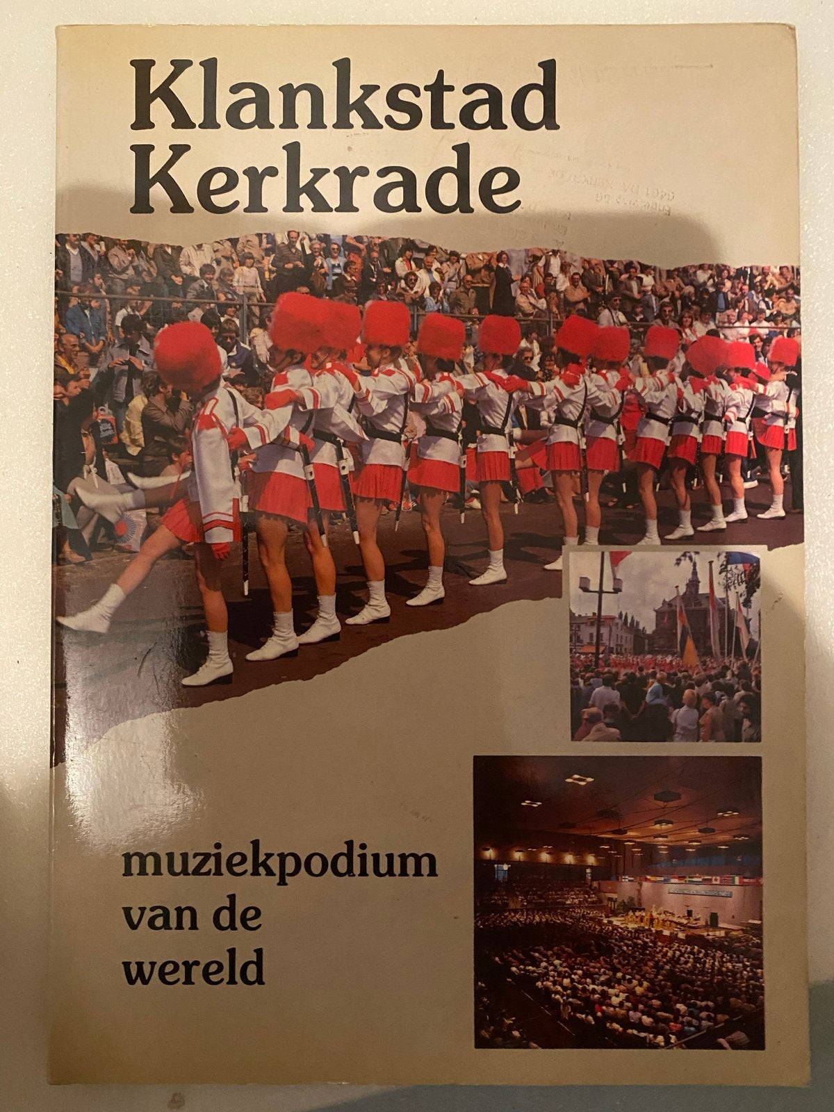 Klankstad Kerkrade: Muziekpodium van de Wereld WMC, Ophalen of Verzenden, Gelezen, Overige onderwerpen