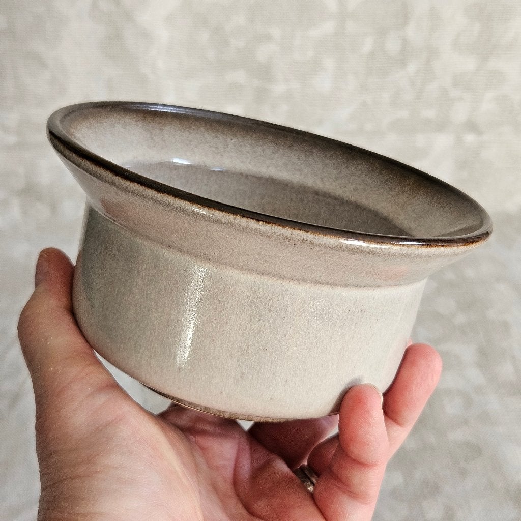 Huizen Holland Amsterdam gris schaaltje Ø14 cm, Keramiek, Ophalen of Verzenden, Nvt, Overige stijlen