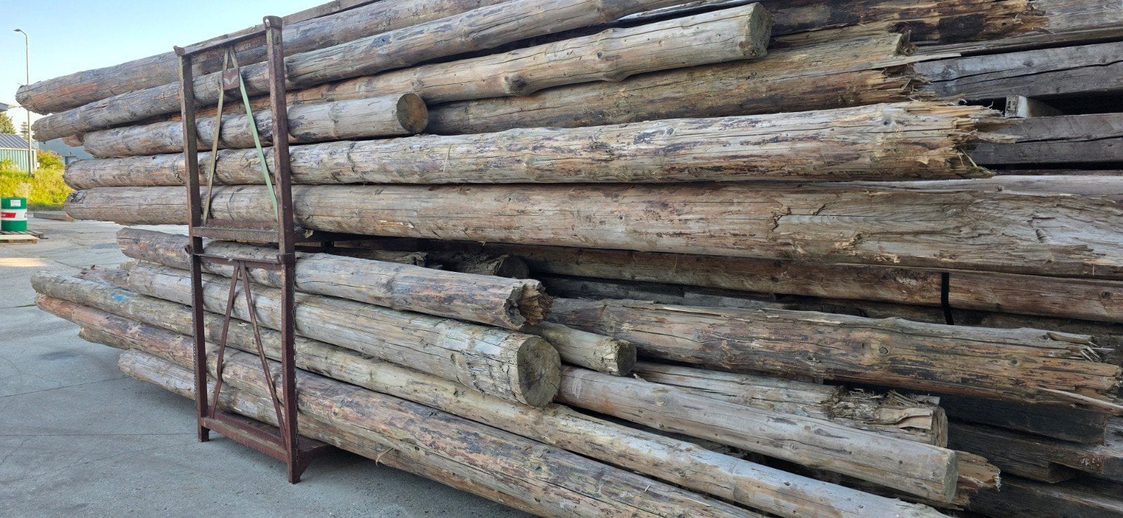 Ronde palen | tuinpalen | oude meerpalen | tuinafscheiding, Doe-het-zelf en Verbouw, Hout en Planken, Gebruikt, Ophalen of Verzenden