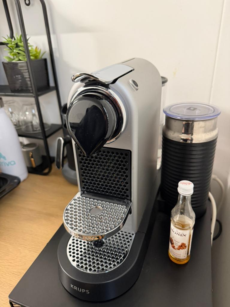 Krups Nespresso Citiz & Milk. ZGAN, Witgoed en Apparatuur, Ophalen, Zo goed als nieuw