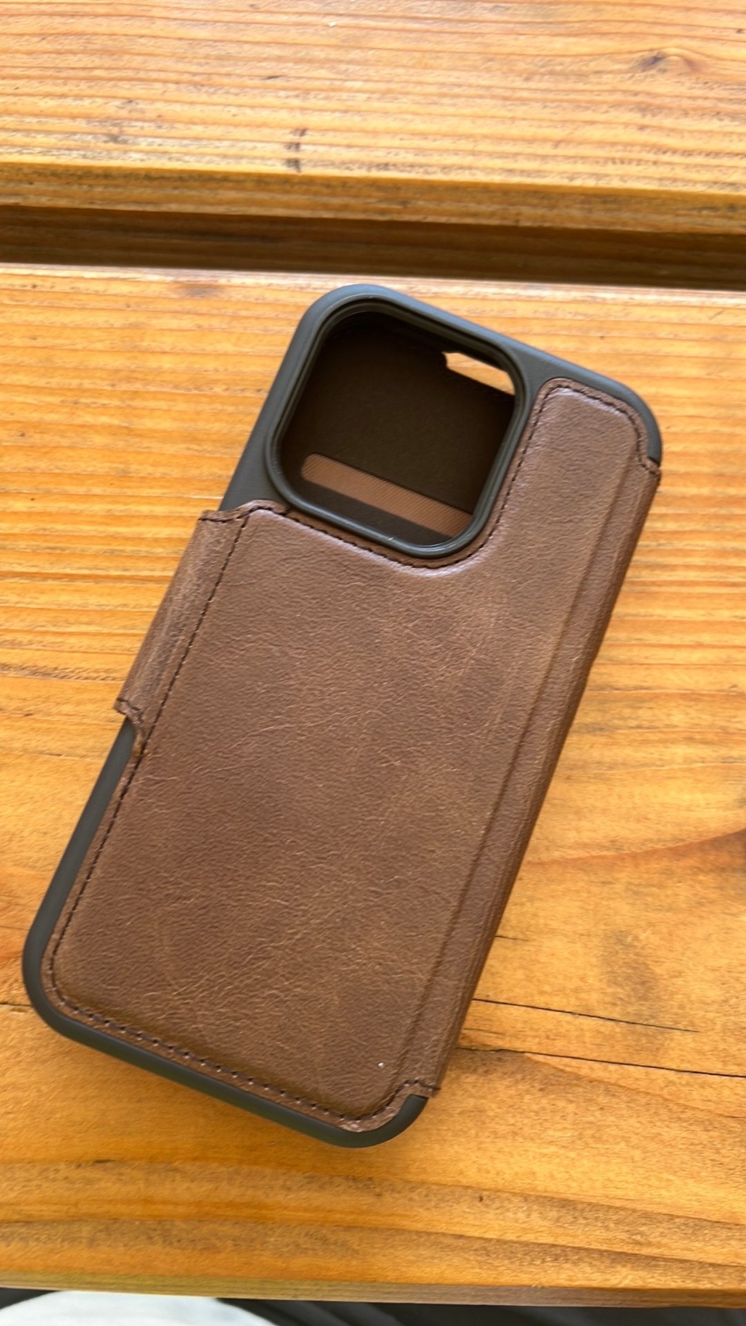 OTTERBOX hoesje 15 pro, Ophalen of Verzenden, Zo goed als nieuw